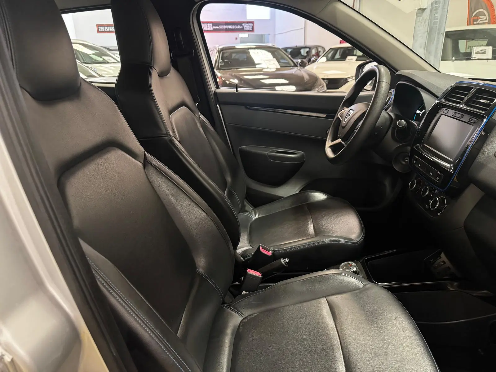 Dacia Spring Comfort 16