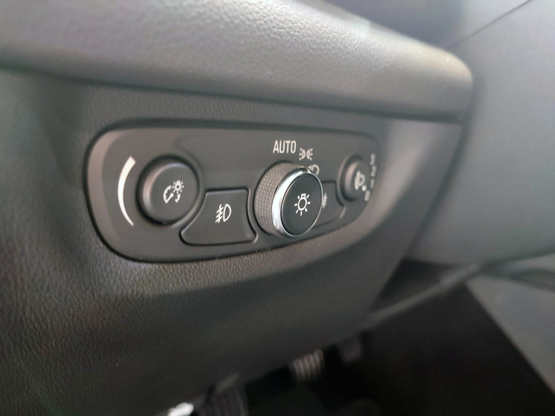 Opel Insignia 1.6 CDTI BUSINESS 63