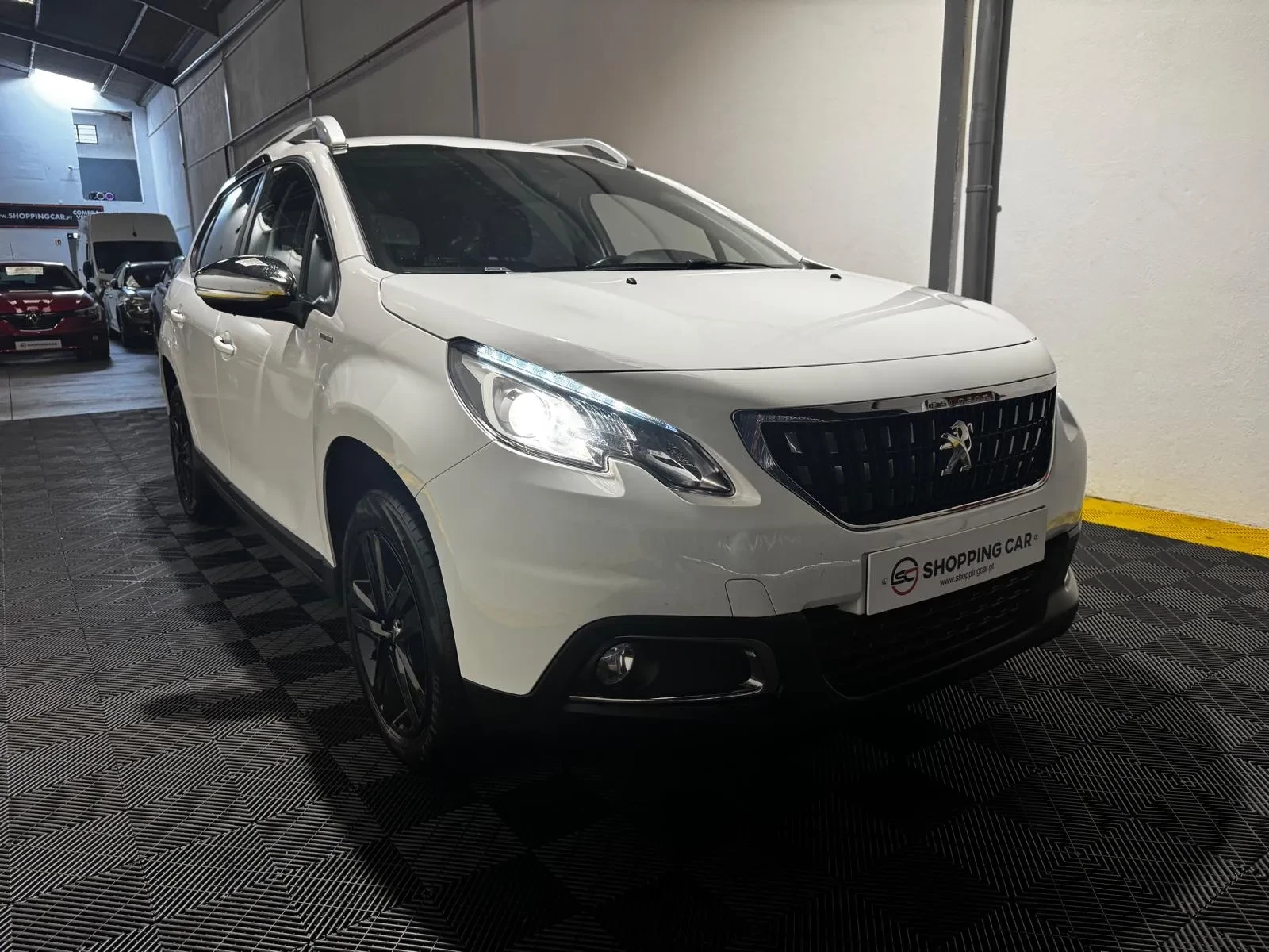 Peugeot 2008 16