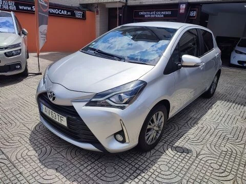 Toyota Yaris 1