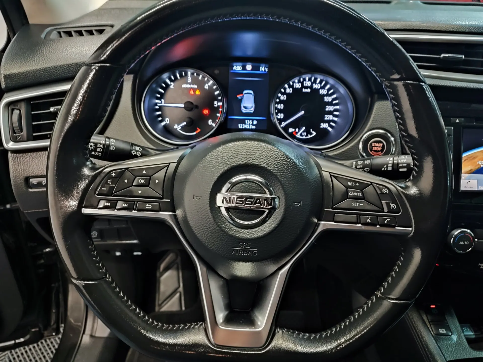 Nissan Qashqai 1.5 dCi TEKNA 17