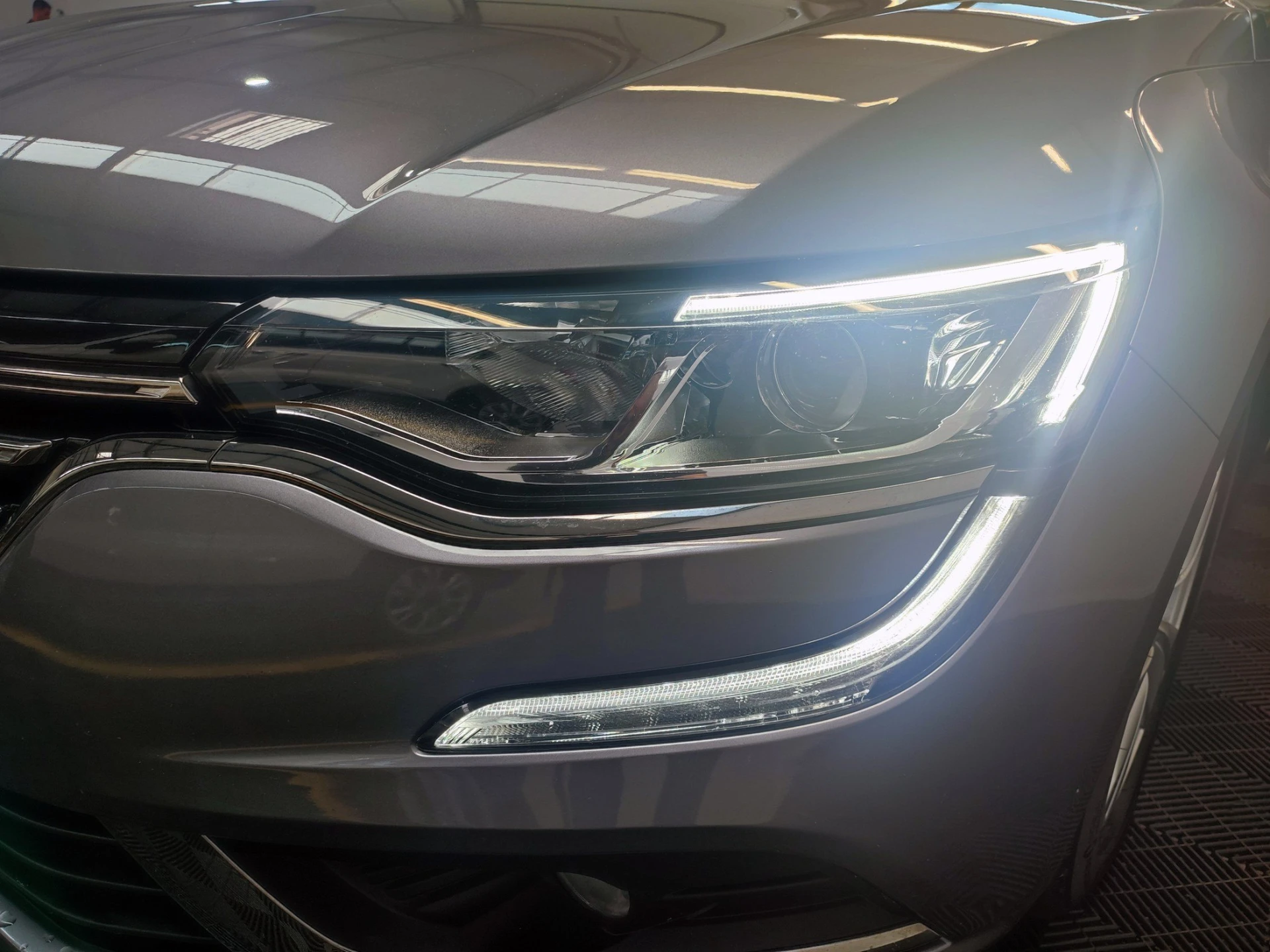 Renault Talisman Sport Tourer 12