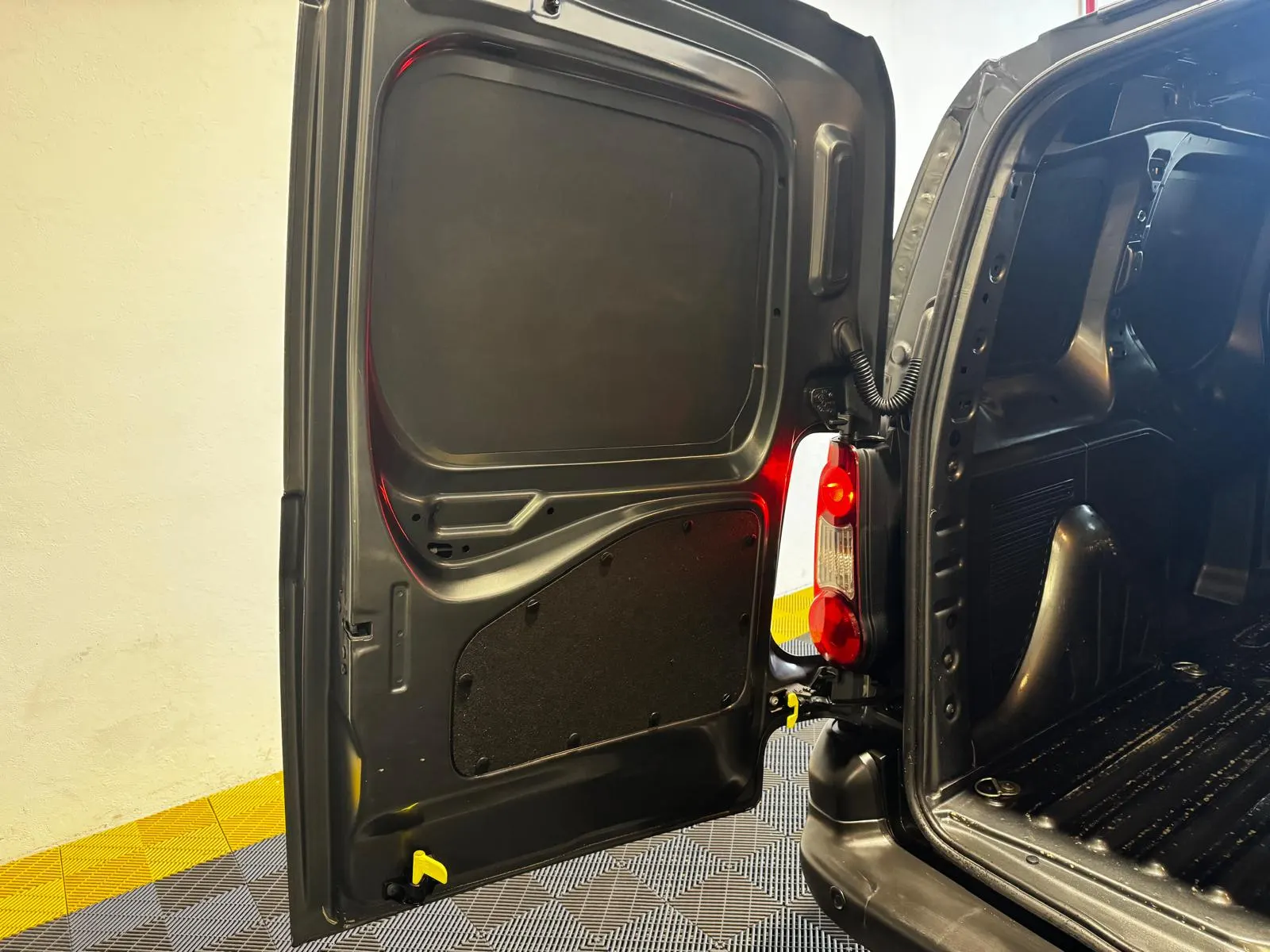 Citroën Berlingo 1.6 BlueHDi Feel 23