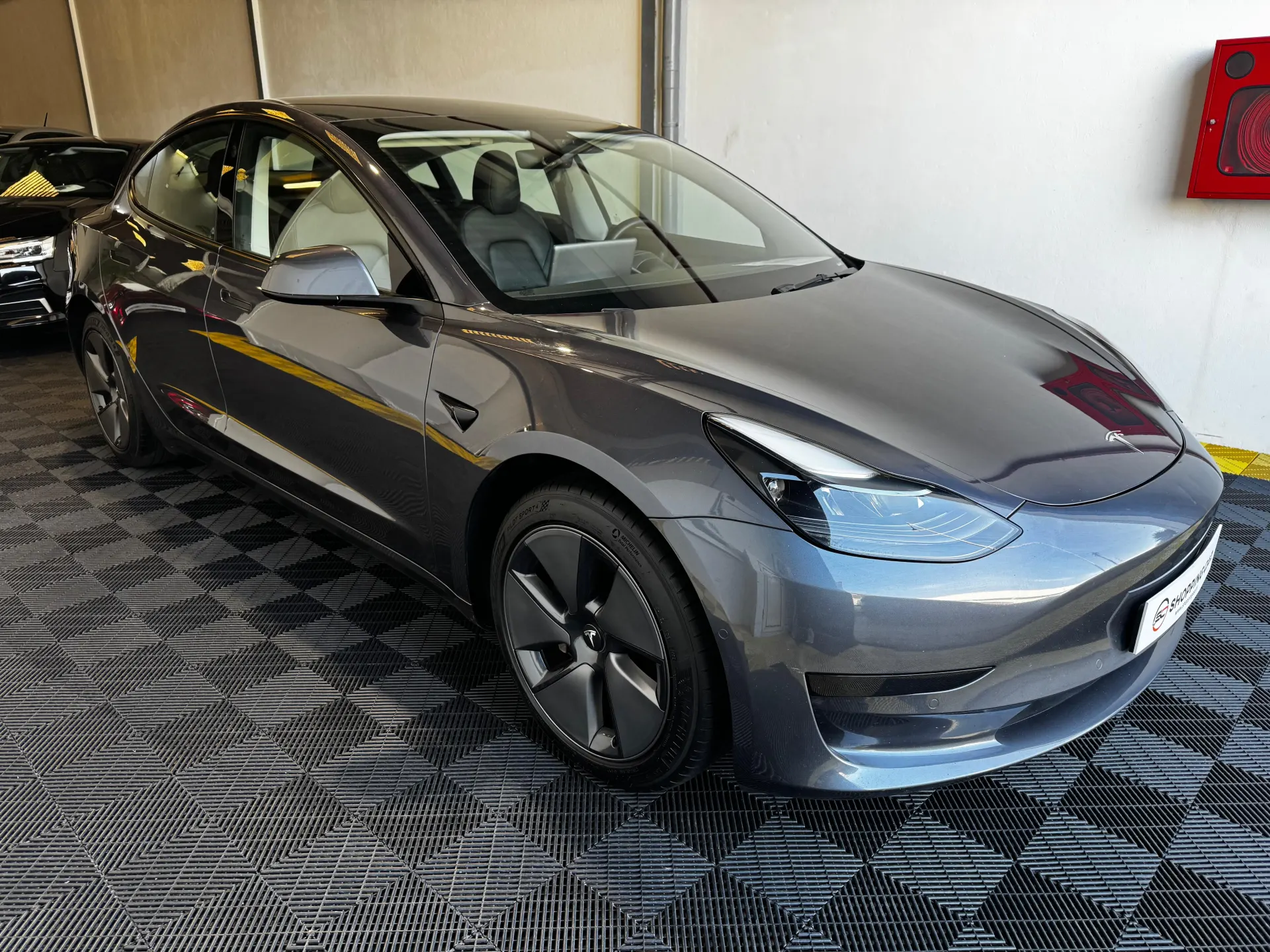 Tesla Model 3 Tração Traseira 43