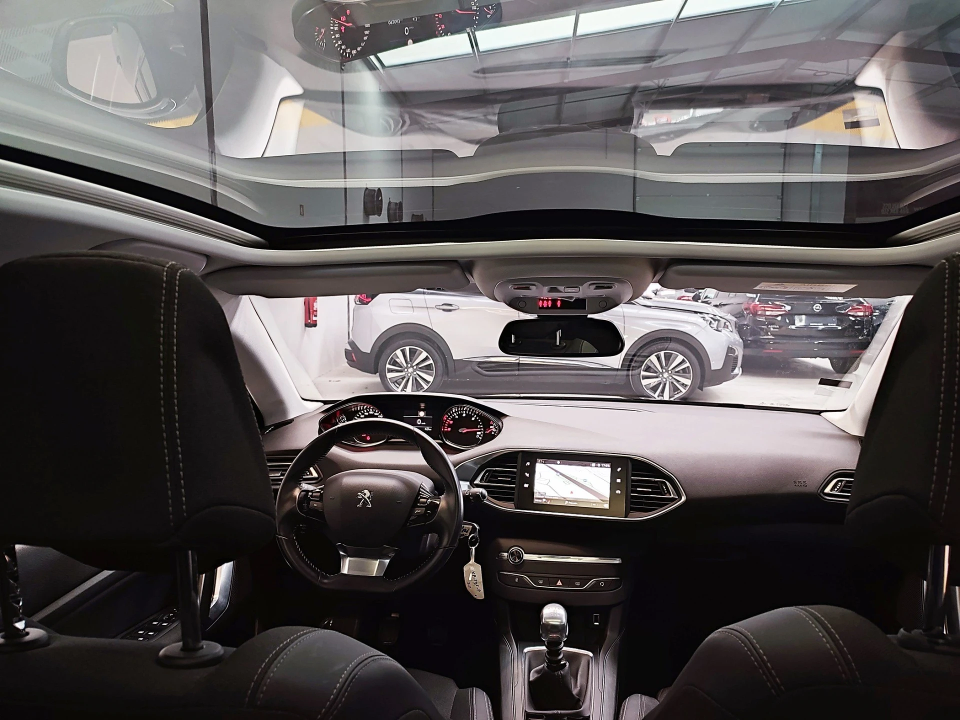 Peugeot 308 SW 1.5 BlueHDi Allure 41