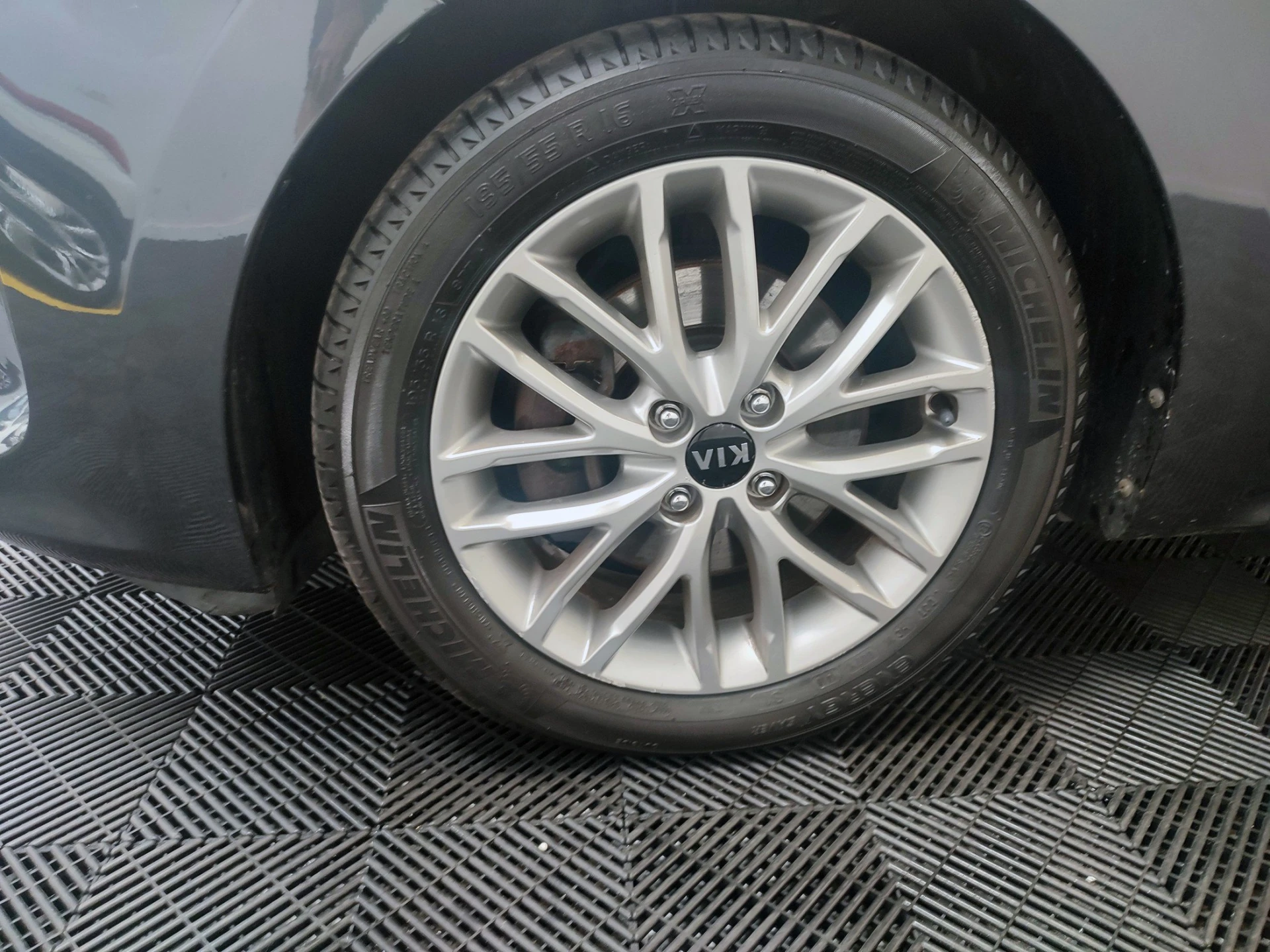 Kia Rio 1.4 CRDi 90 Platinum Edition 20