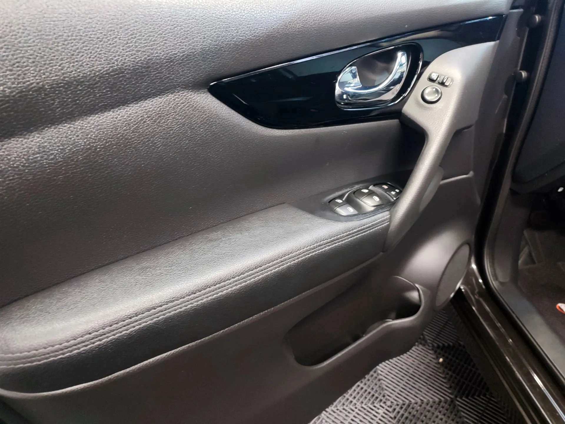 Nissan Qashqai 1.5 dCi TEKNA 58