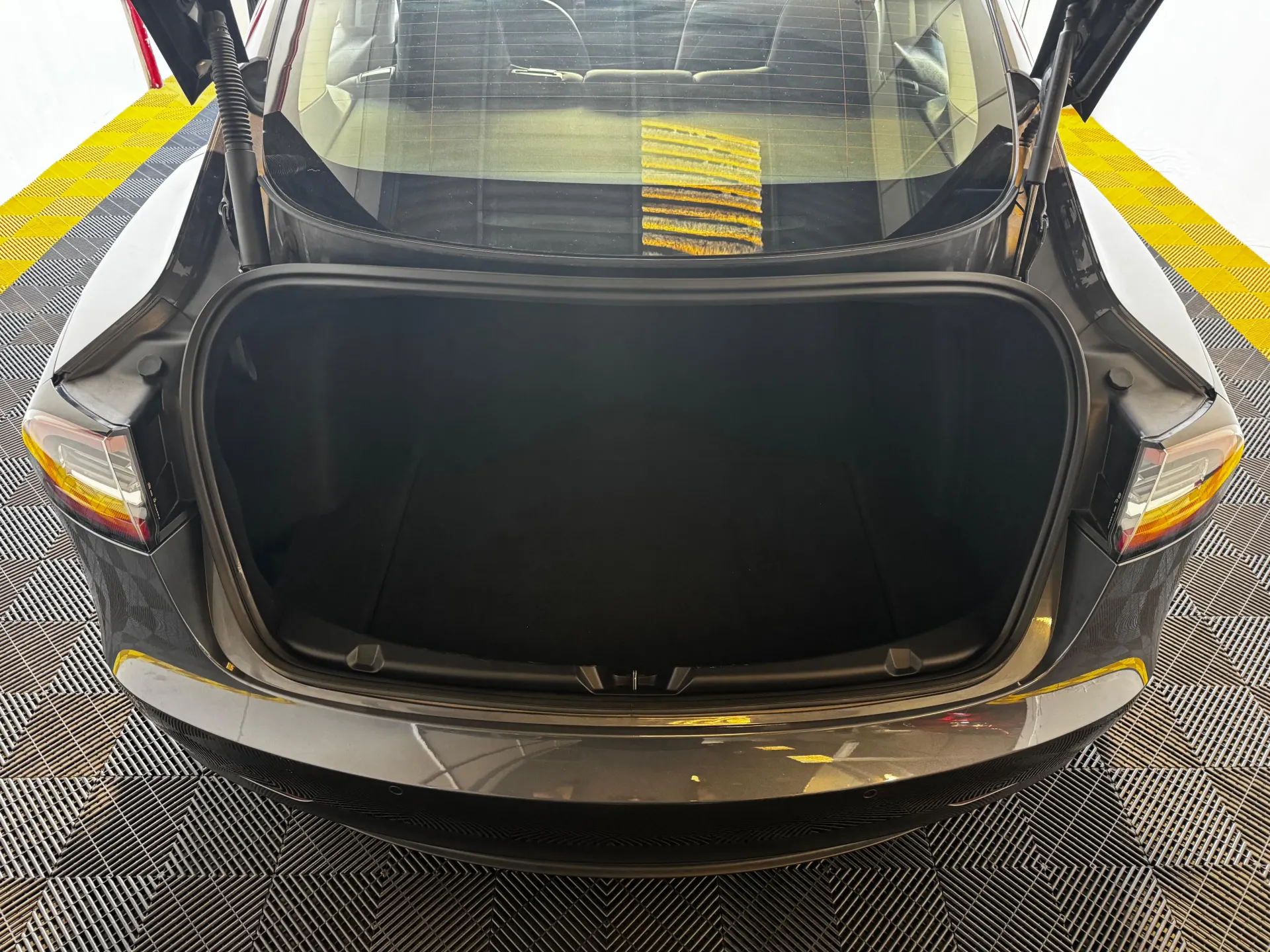 Tesla Model 3 Tração Traseira 44