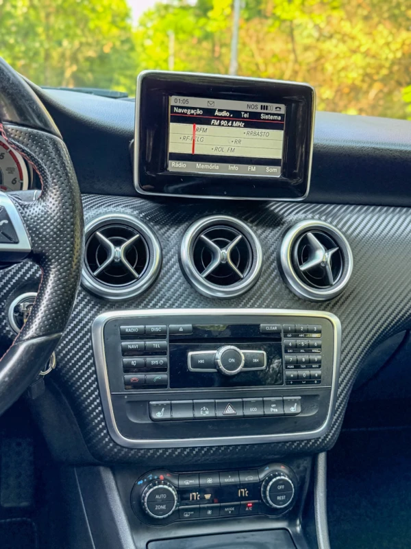 Mercedes-Benz A 200 d AMG Line Aut. 15