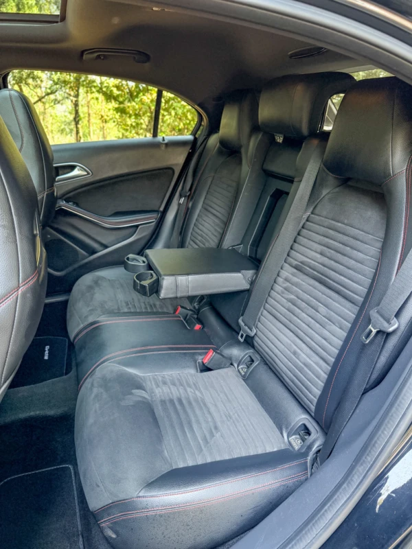 Mercedes-Benz A 200 d AMG Line Aut. 12