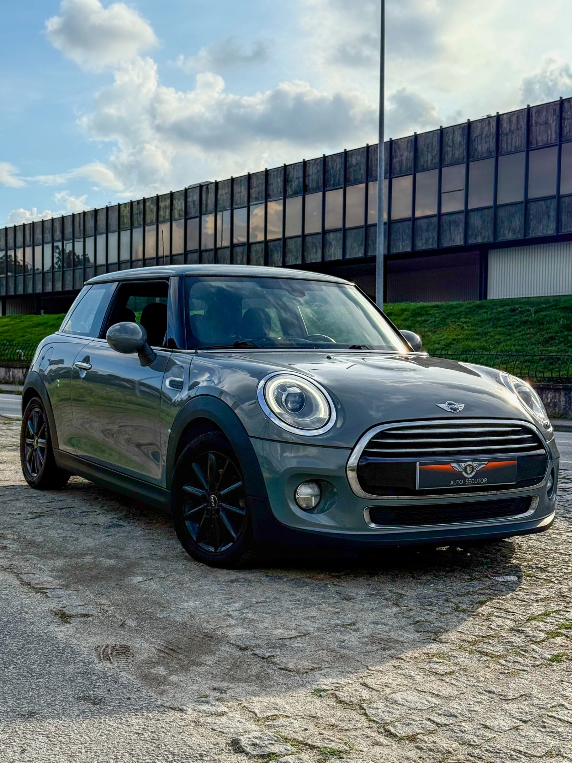 MINI Coupé Outro 2