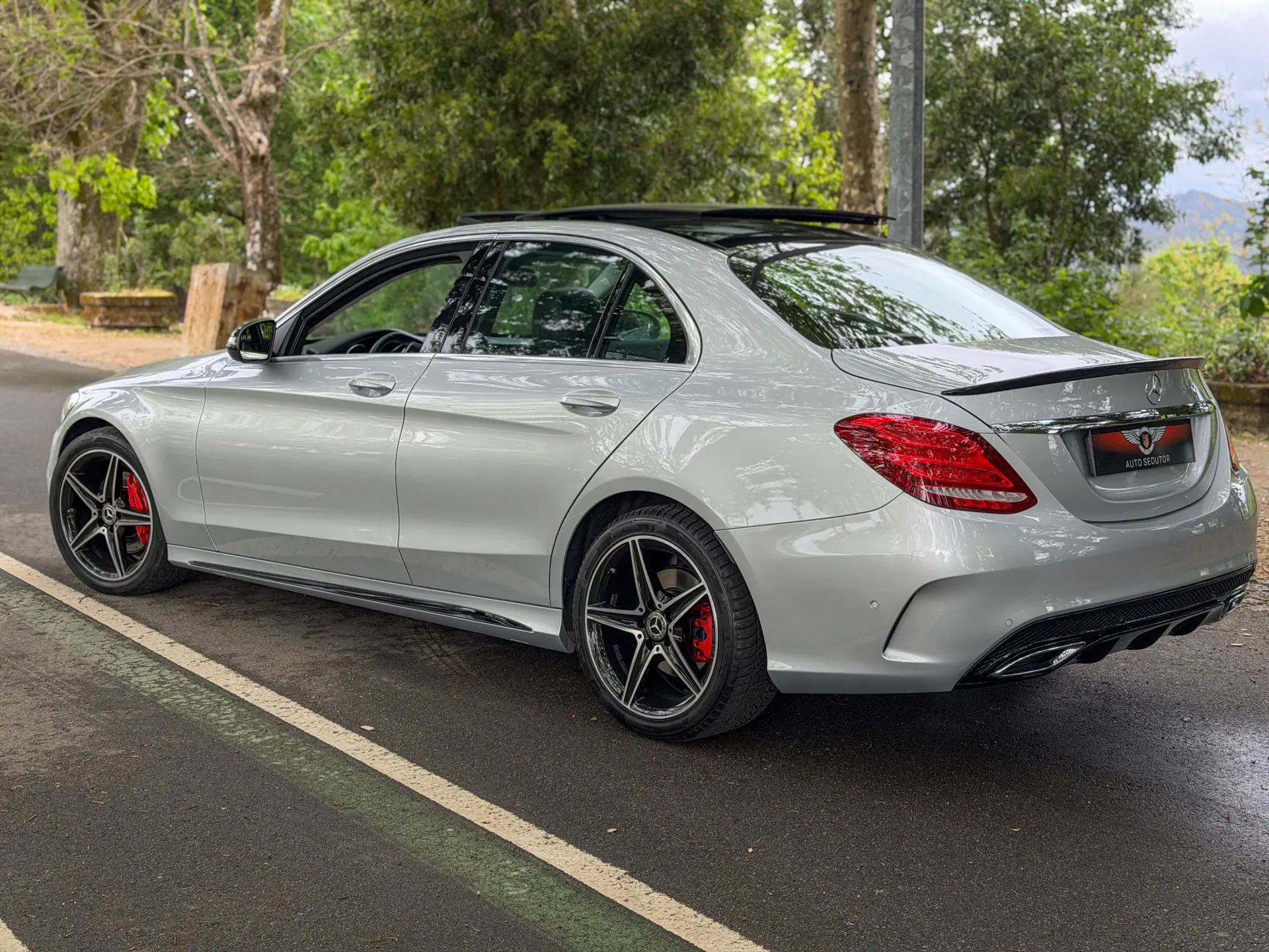 Mercedes-Benz C 200 d Station 9G-TRONIC AMG Line 5