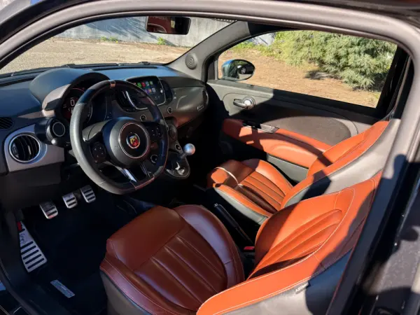 Abarth 595C 1.4 T-Jet Turismo 12