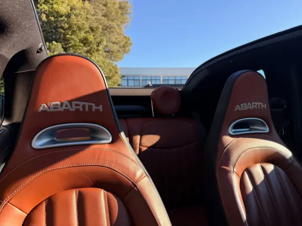 Abarth 595C 1.4 T-Jet Turismo 21