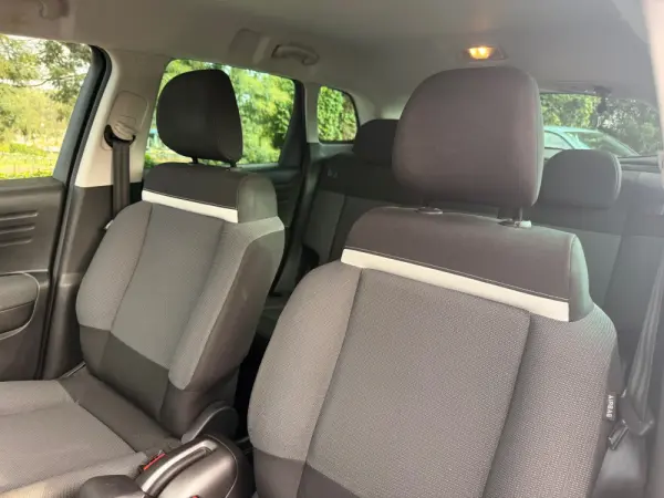 Citroën C3 Aircross 1.2 PureTech Shine 15