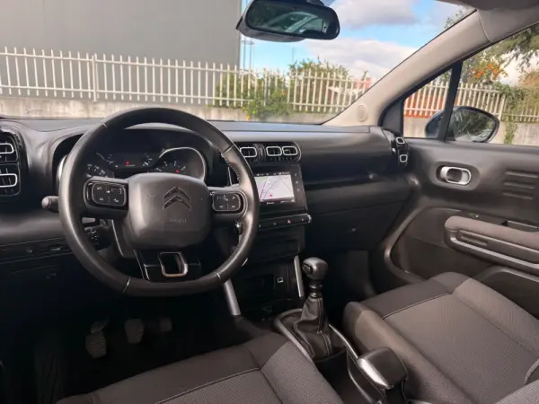 Citroën C3 Aircross 1.2 PureTech Shine 19