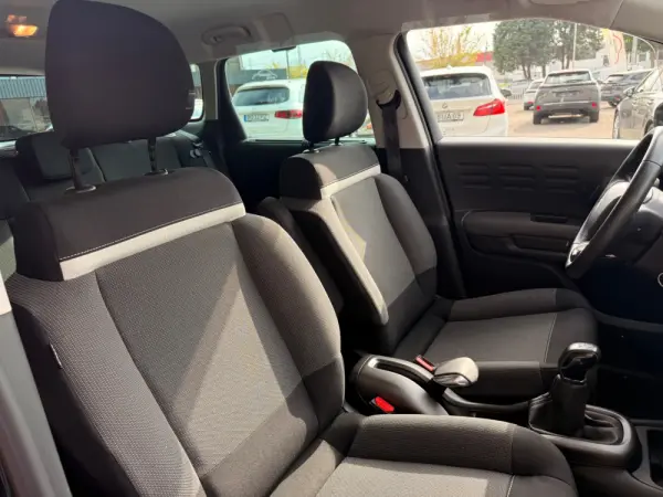 Citroën C3 Aircross 1.2 PureTech Shine 11