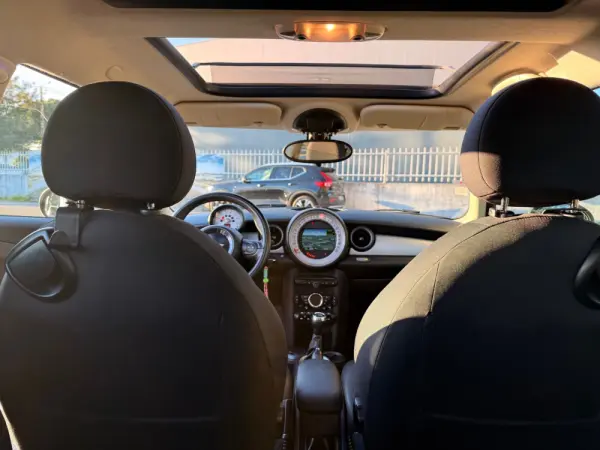 MINI 3 Portas Cooper D 18