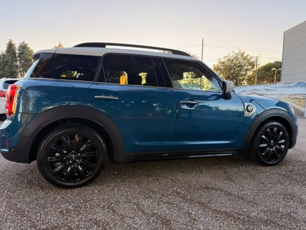 MINI Countryman COOPER SE ALL4 AUTO TECTO 5