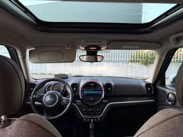 MINI Countryman COOPER SE ALL4 AUTO TECTO 23