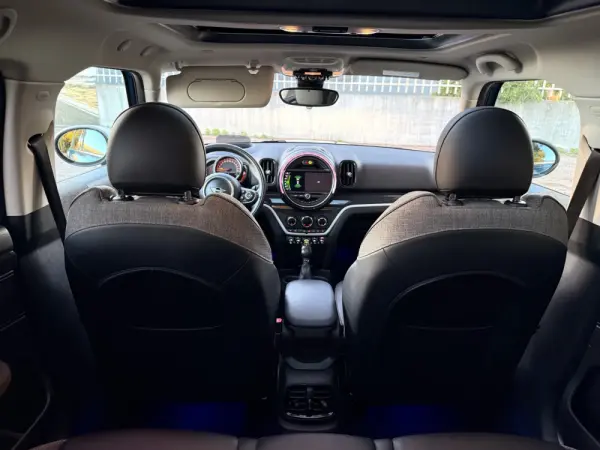 MINI Countryman COOPER SE ALL4 AUTO TECTO 31