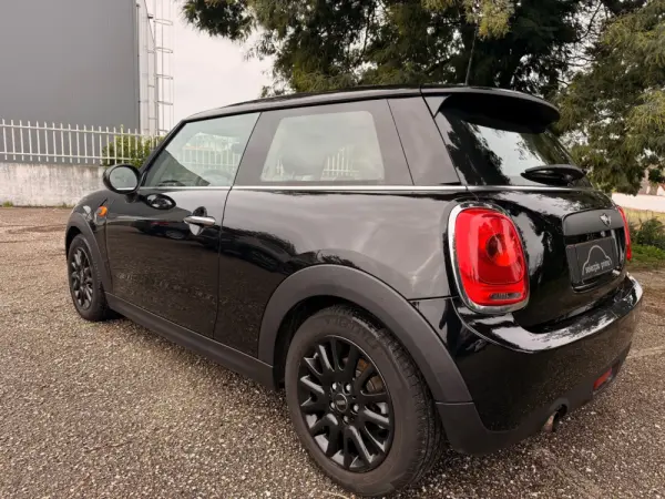 MINI 3 Portas One D 2