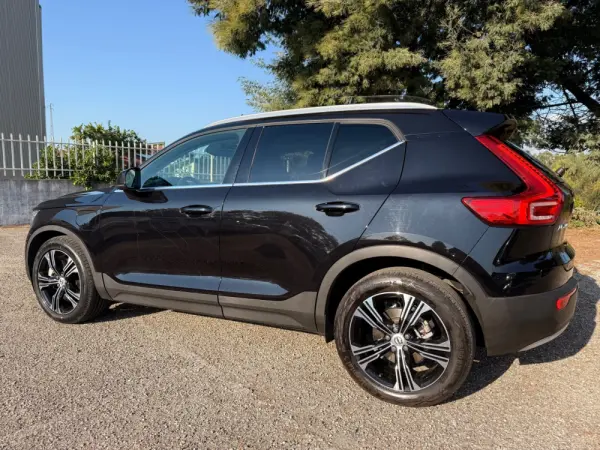 Volvo XC 40 1.5 T5 PHEV Inscription Expression 2