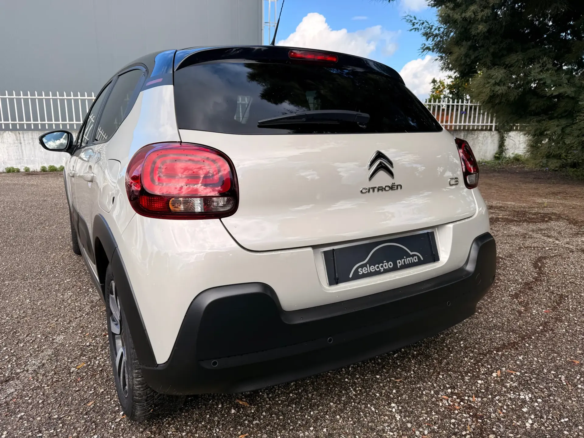 Citroën C3 1.2 PureTech C-Series 3