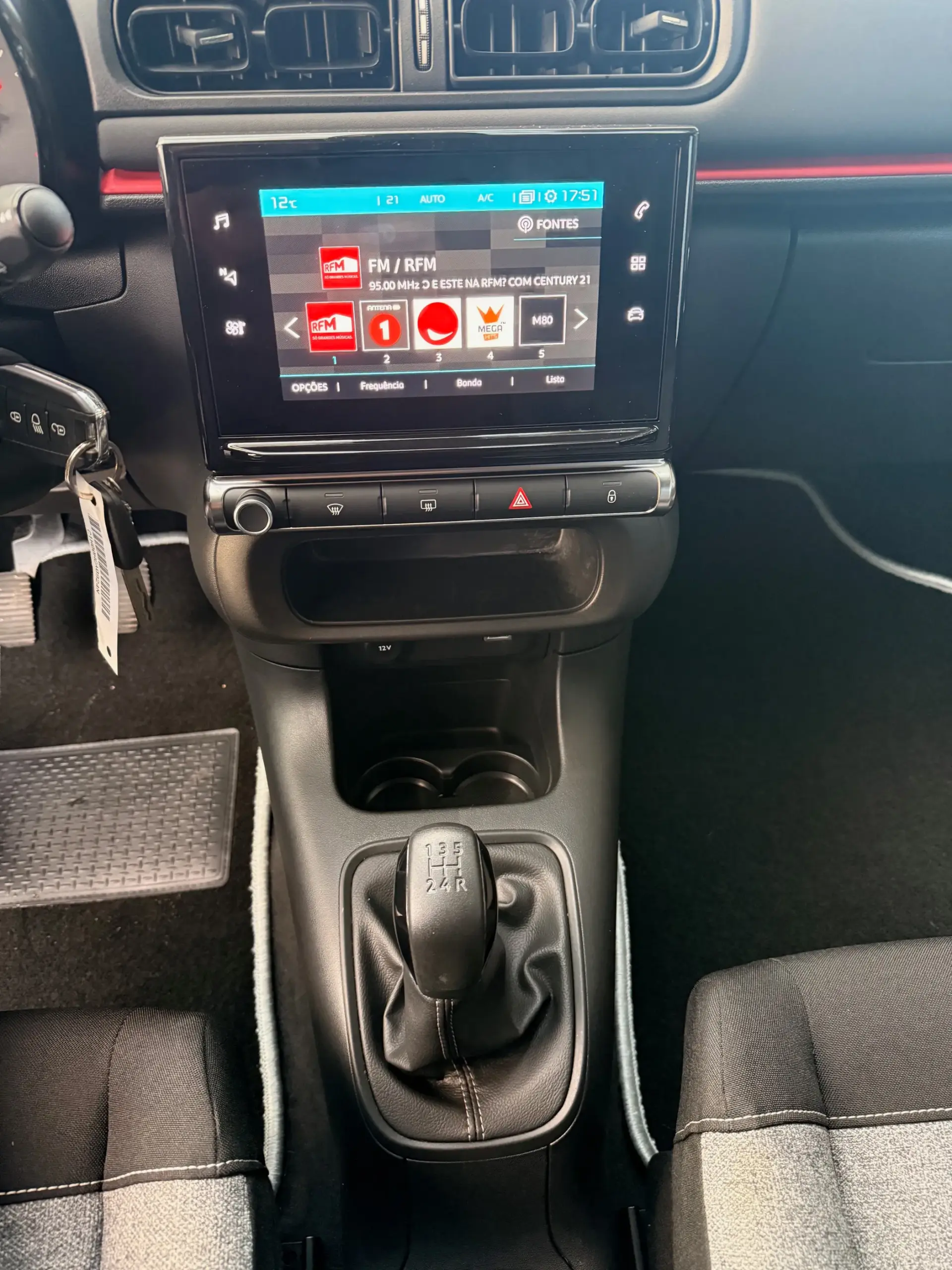 Citroën C3 1.2 PureTech C-Series 17