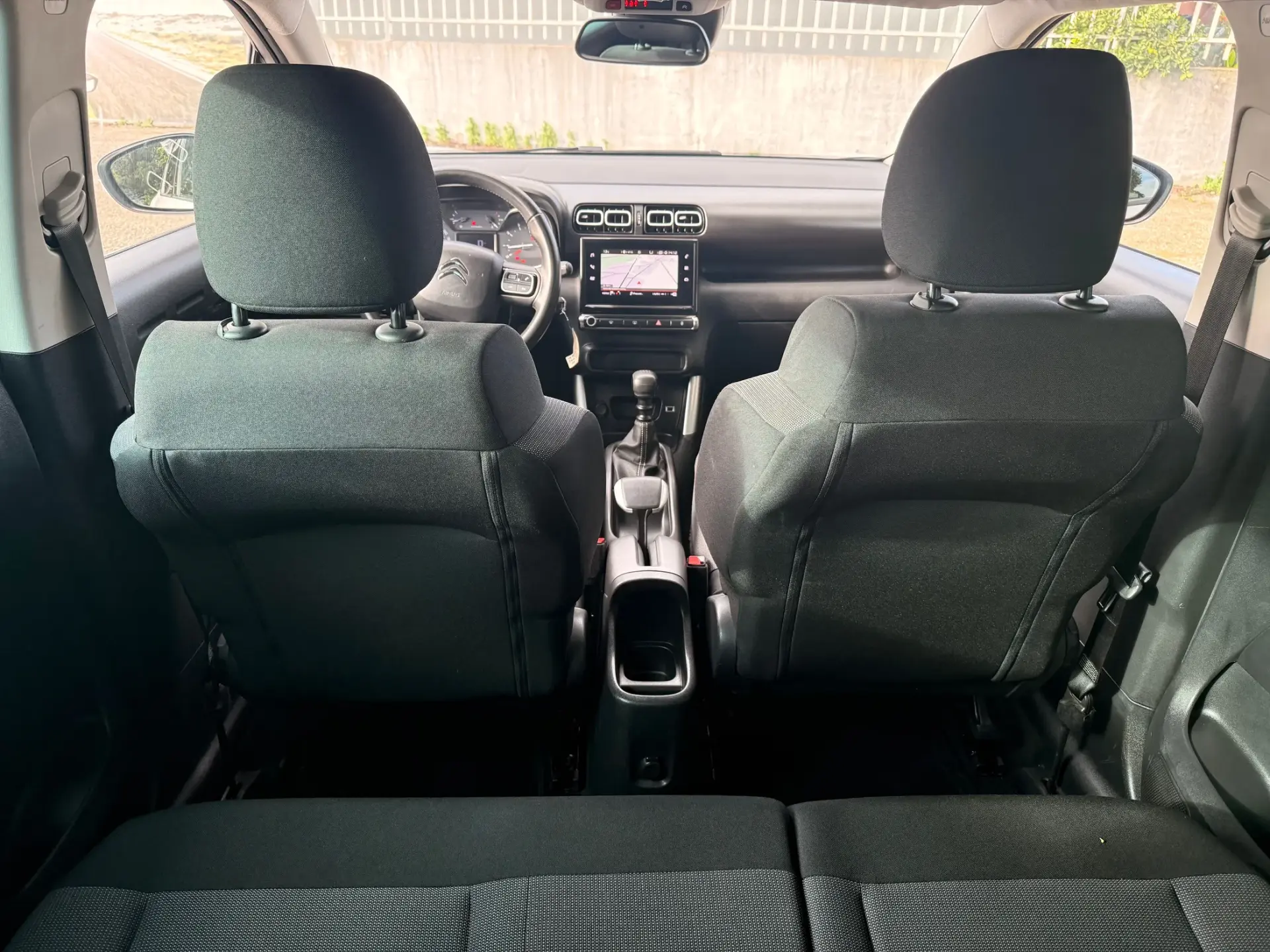 Citroën C3 Aircross 1.2 PureTech Shine 23