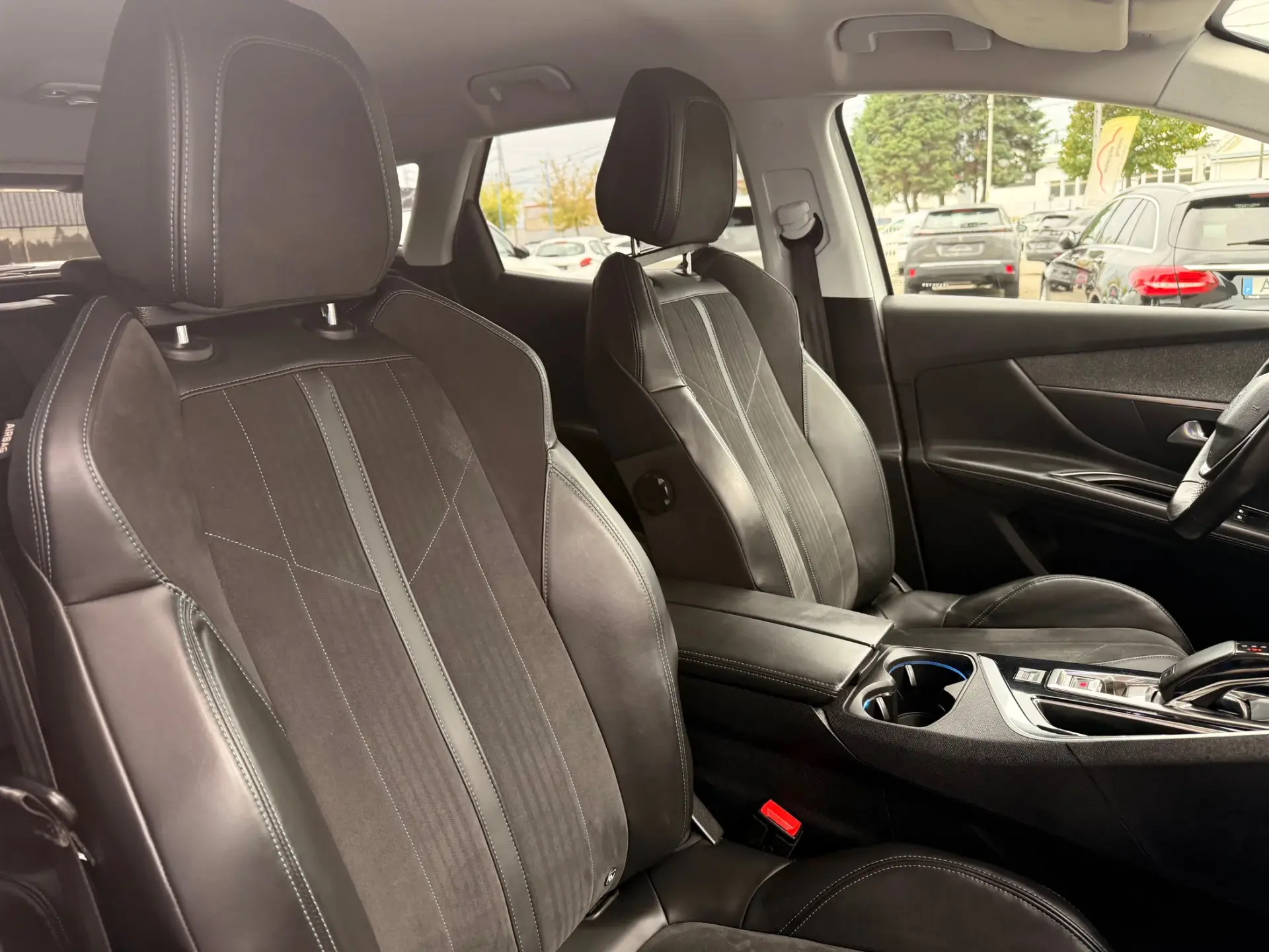 Peugeot 3008 1.6 BlueHDi Crossway EAT6 14