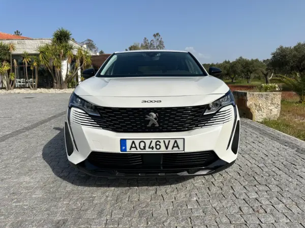 Peugeot 3008 1.6 Hybrid Allure e-EAT8 2