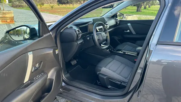 Citroën C4 X 1.2 PureTech Plus EAT8 15