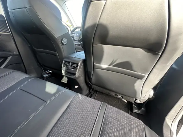 Peugeot 3008 1.6 Hybrid Allure e-EAT8 27