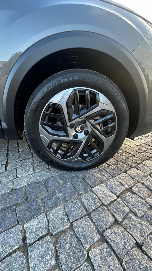 Citroën C4 X 1.2 PureTech Plus EAT8 23