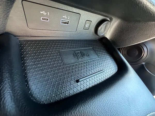 Nissan Juke 1.0 DIG-T Tekna TwoTone T DCT 23