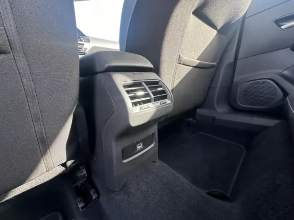 Citroën C4 1.2 Hybrid Plus e-DSC6 22