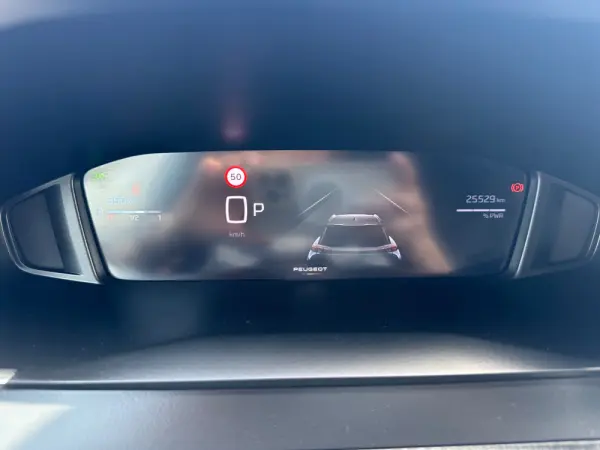 Peugeot 2008 1.2 Hybrid Allure e-DCS6 13