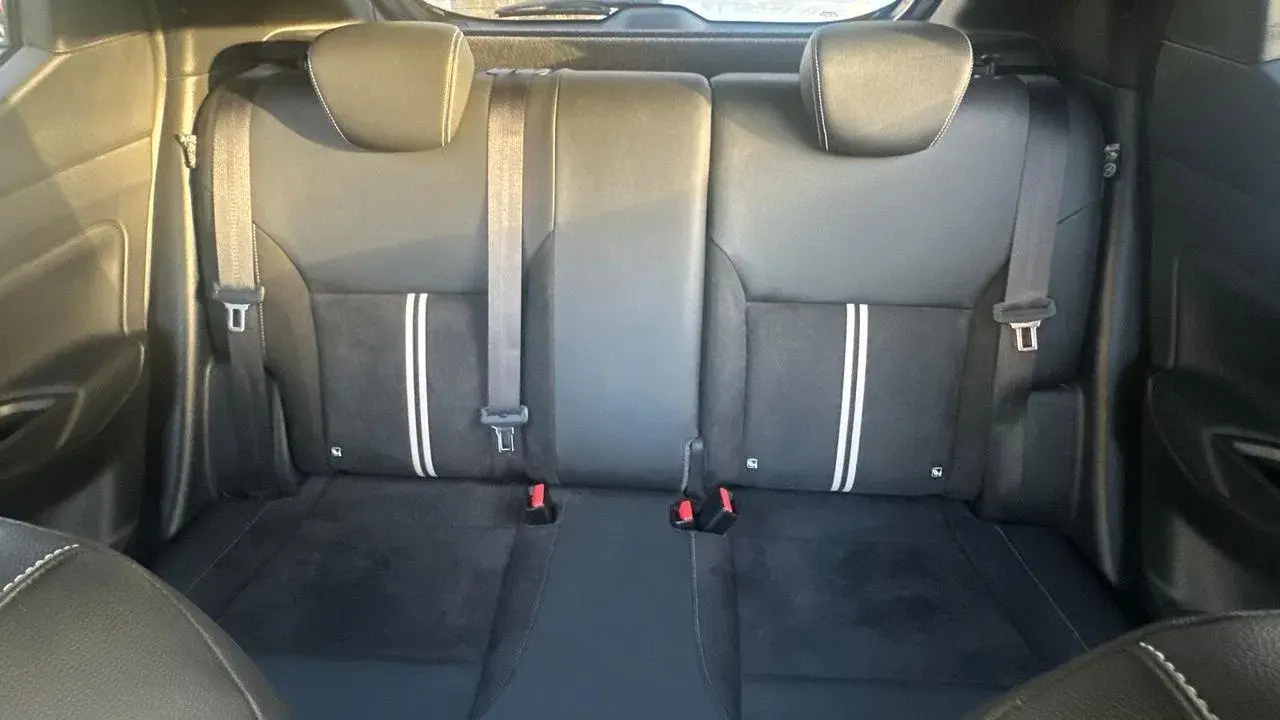 Nissan Micra 1.0 IG-T N-Sport 18