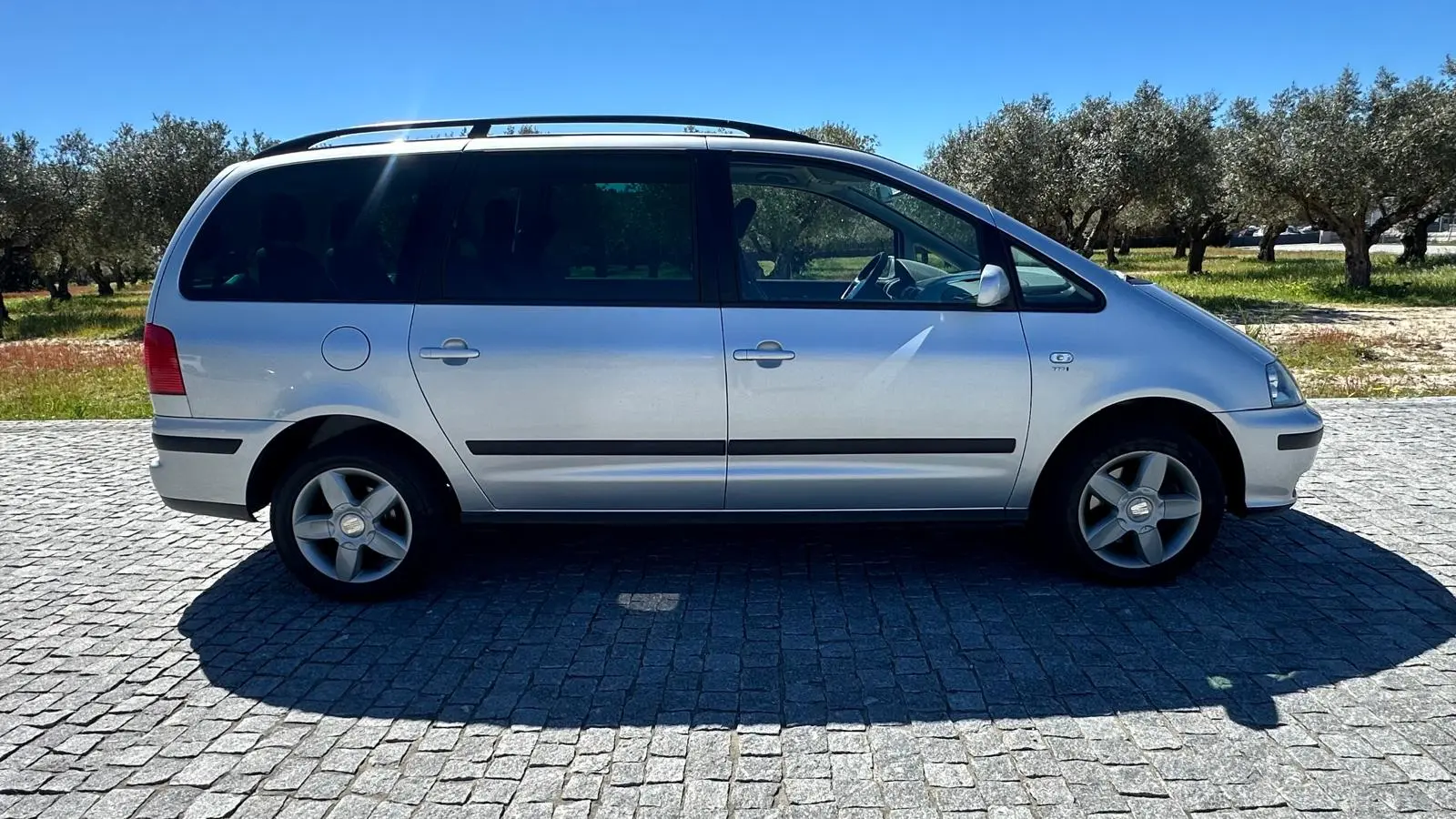SEAT Alhambra 1.9 TDI Reference 3