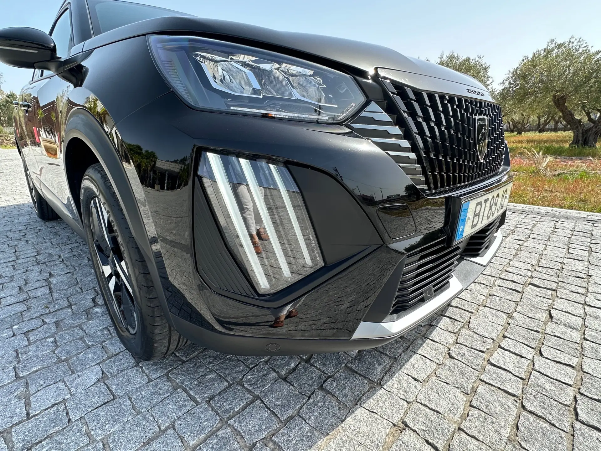 Peugeot 2008 1.2 Hybrid Allure e-DCS6 24