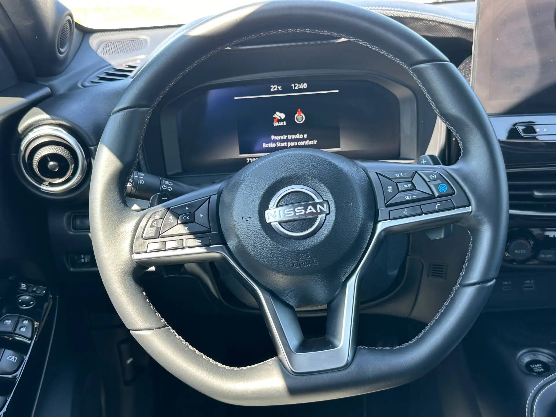 Nissan Juke 1.0 DIG-T Tekna TwoTone T DCT 12