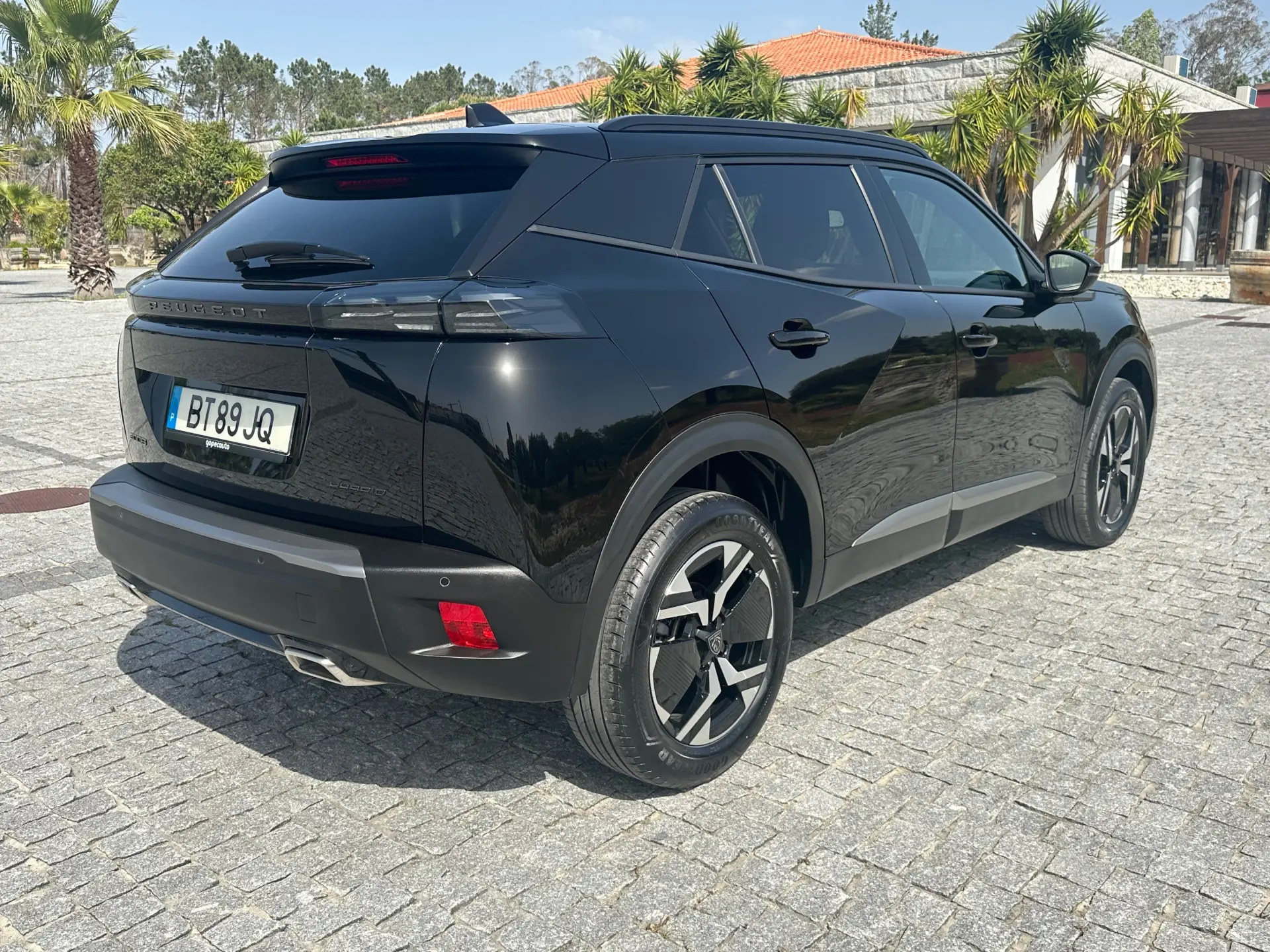 Peugeot 2008 1.2 Hybrid Allure e-DCS6 5