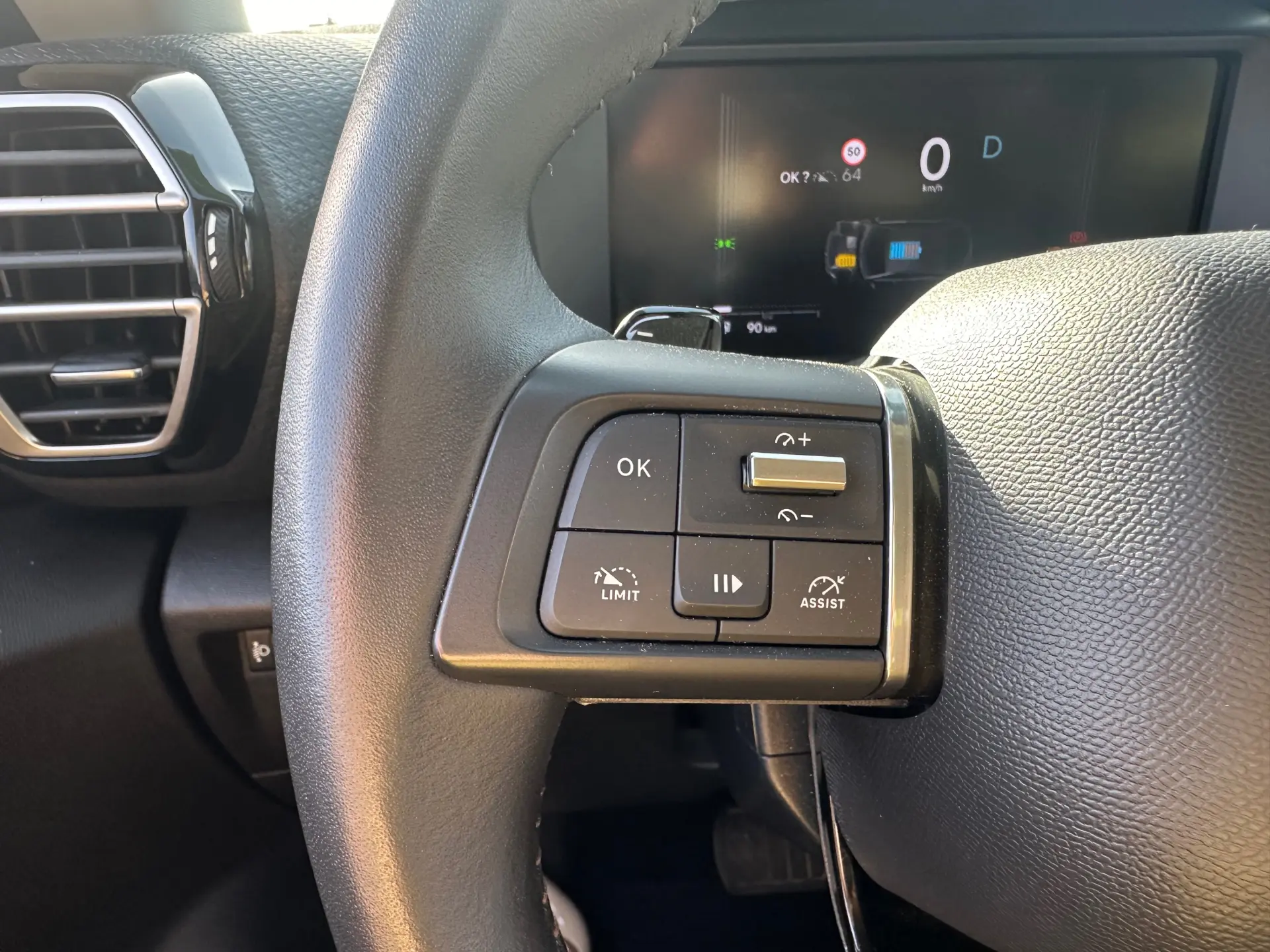 Citroën C4 1.2 Hybrid Plus e-DSC6 15