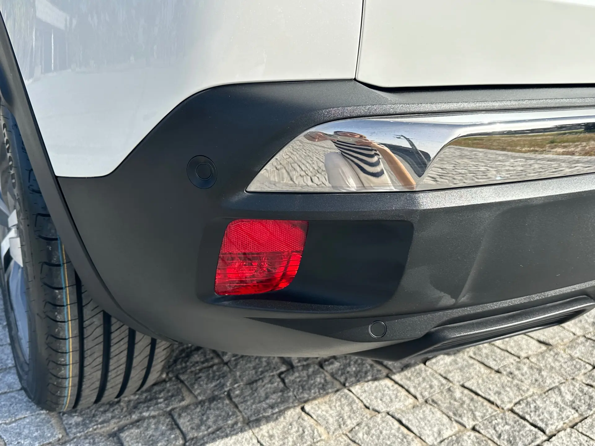 Peugeot 3008 1.6 Hybrid Allure e-EAT8 13