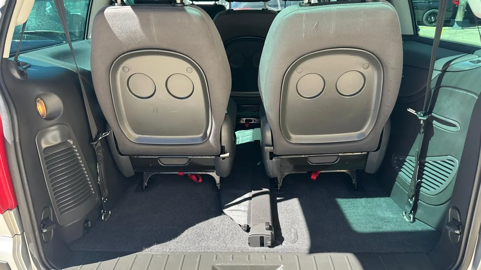 SEAT Alhambra 1.9 TDI Reference 15