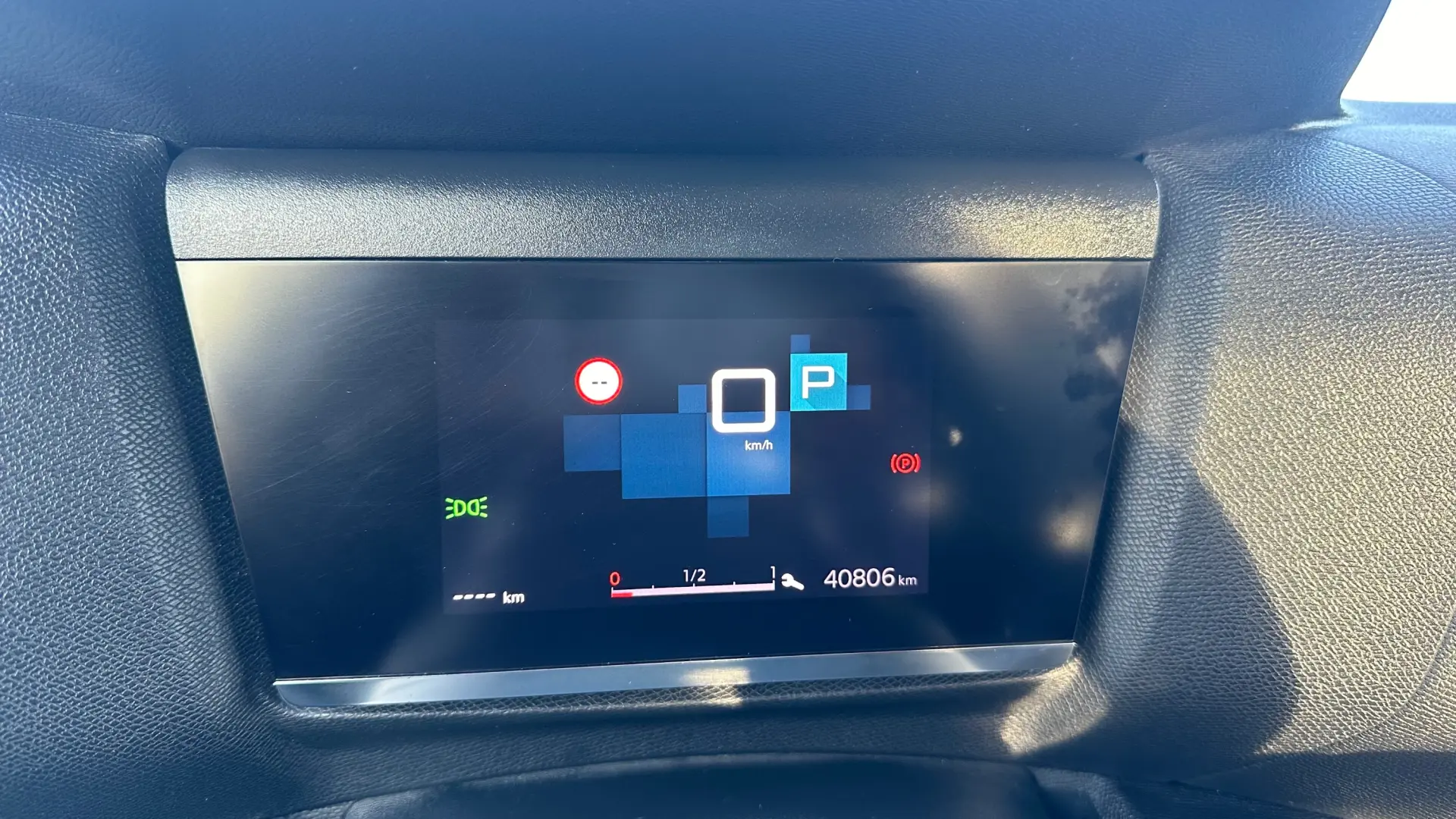 Citroën C4 X 1.2 PureTech Plus EAT8 9