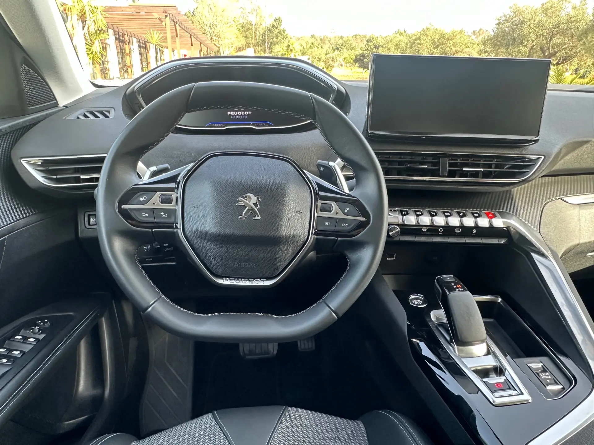 Peugeot 3008 1.6 Hybrid Allure e-EAT8 17