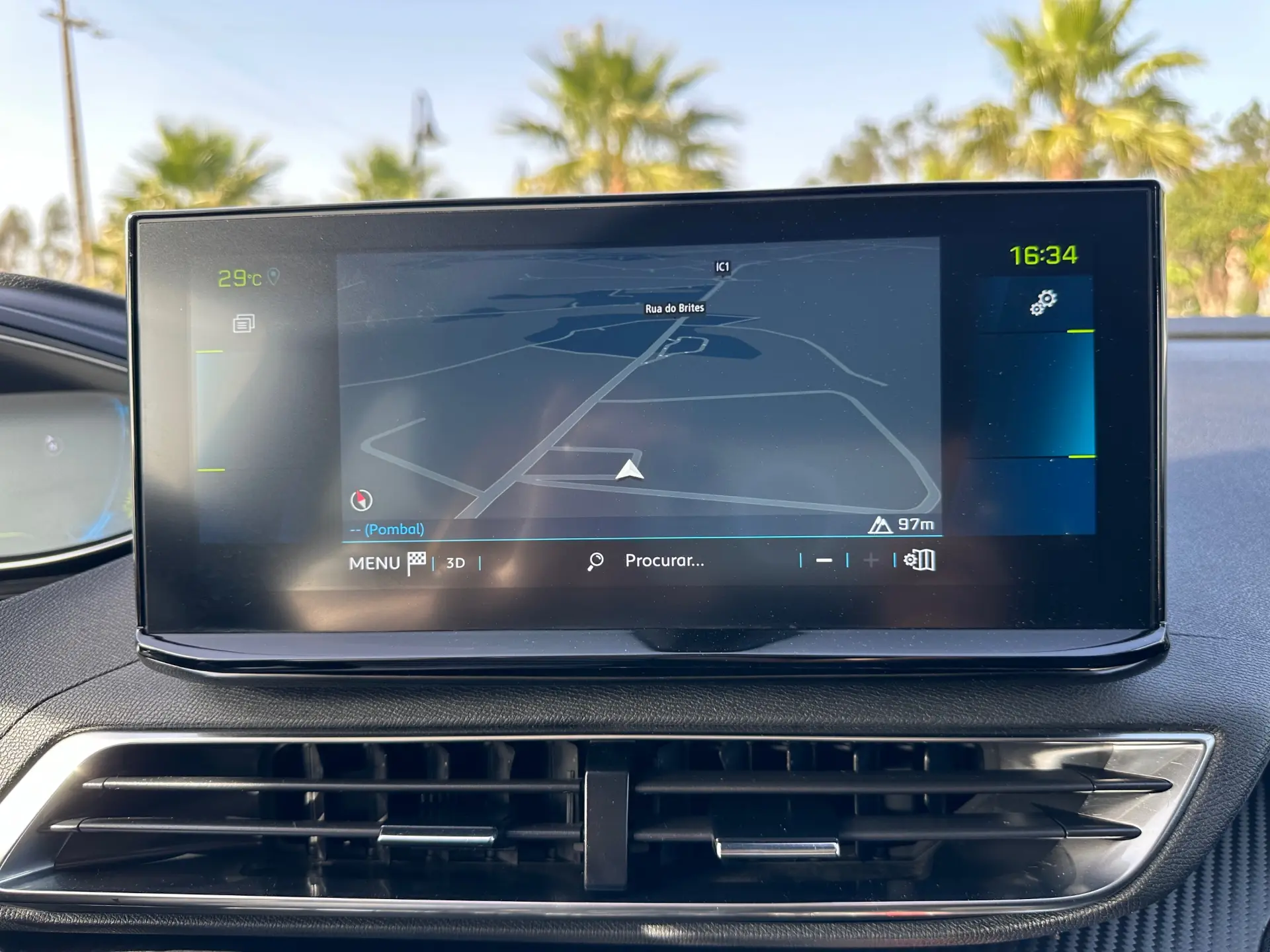 Peugeot 3008 1.6 Hybrid Allure e-EAT8 31