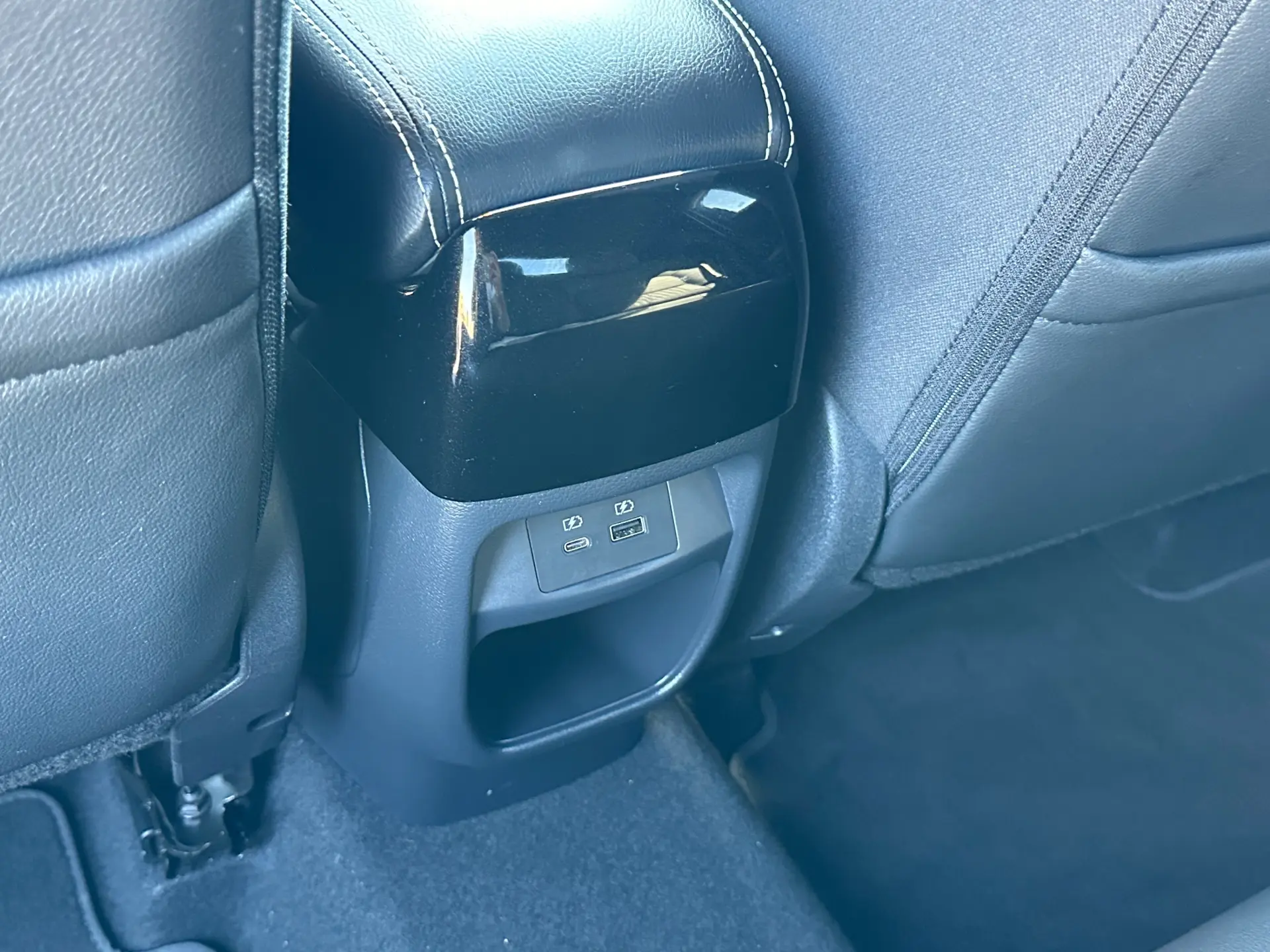 Nissan Juke 1.0 DIG-T Tekna TwoTone T DCT 22